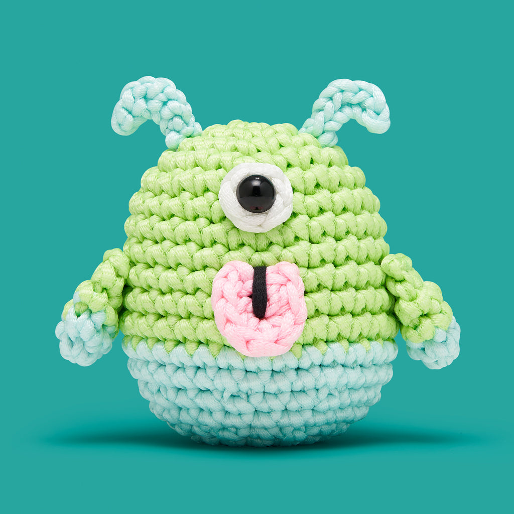 Zorp the Martian Crochet Kit - Woobles Kit Favorite