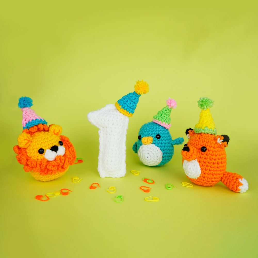 Tiny Party Hat Accessory Kit - Hook and Learn