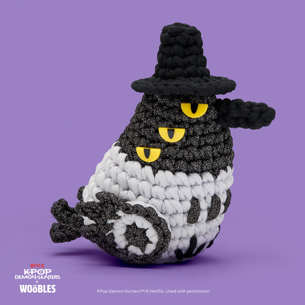 KPop Demon Hunters Side-Eye Superstar Bundle - Your First Yarn Friend
