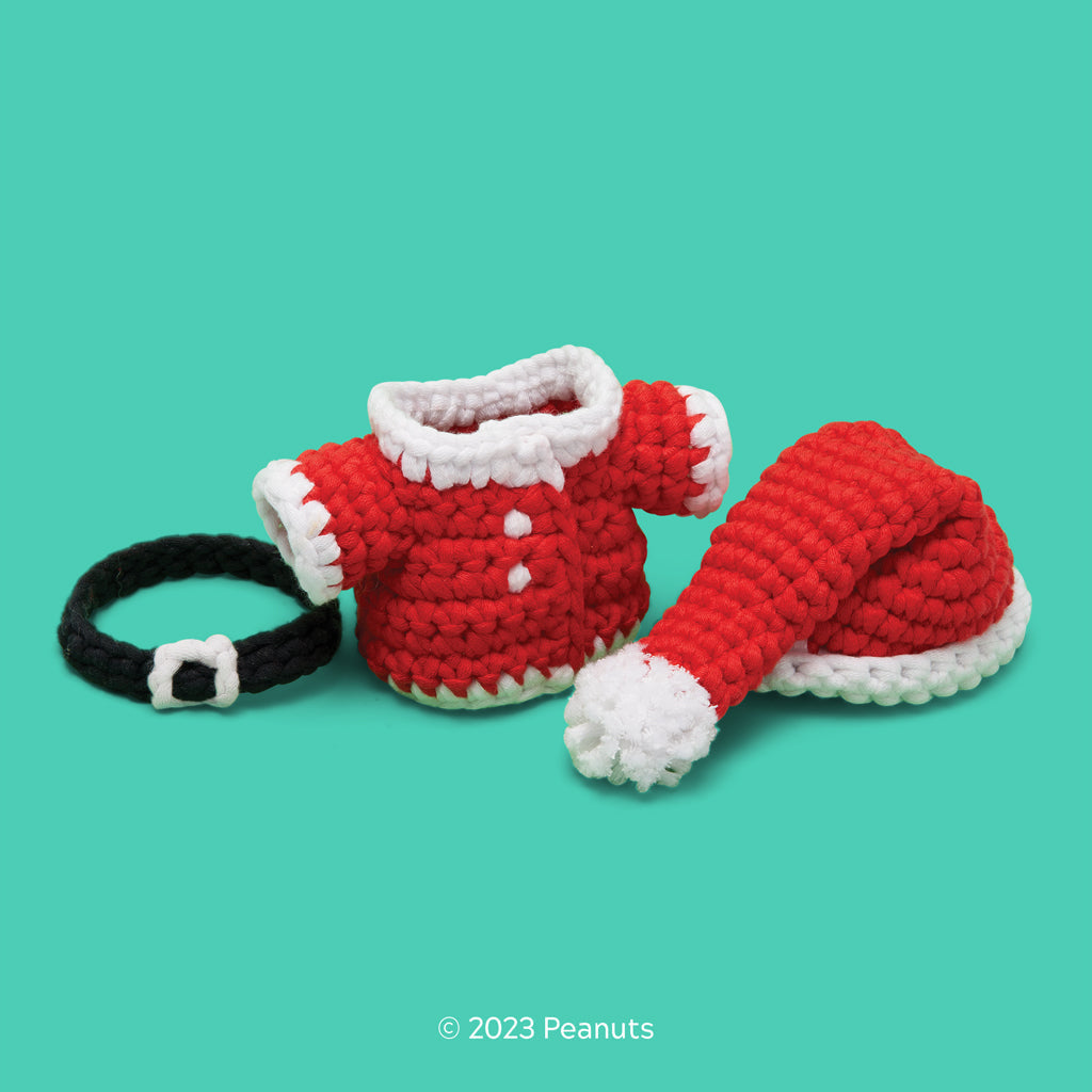 Tiny Snoopy Santa Outfit Accessory Kit - Fun for Beginners